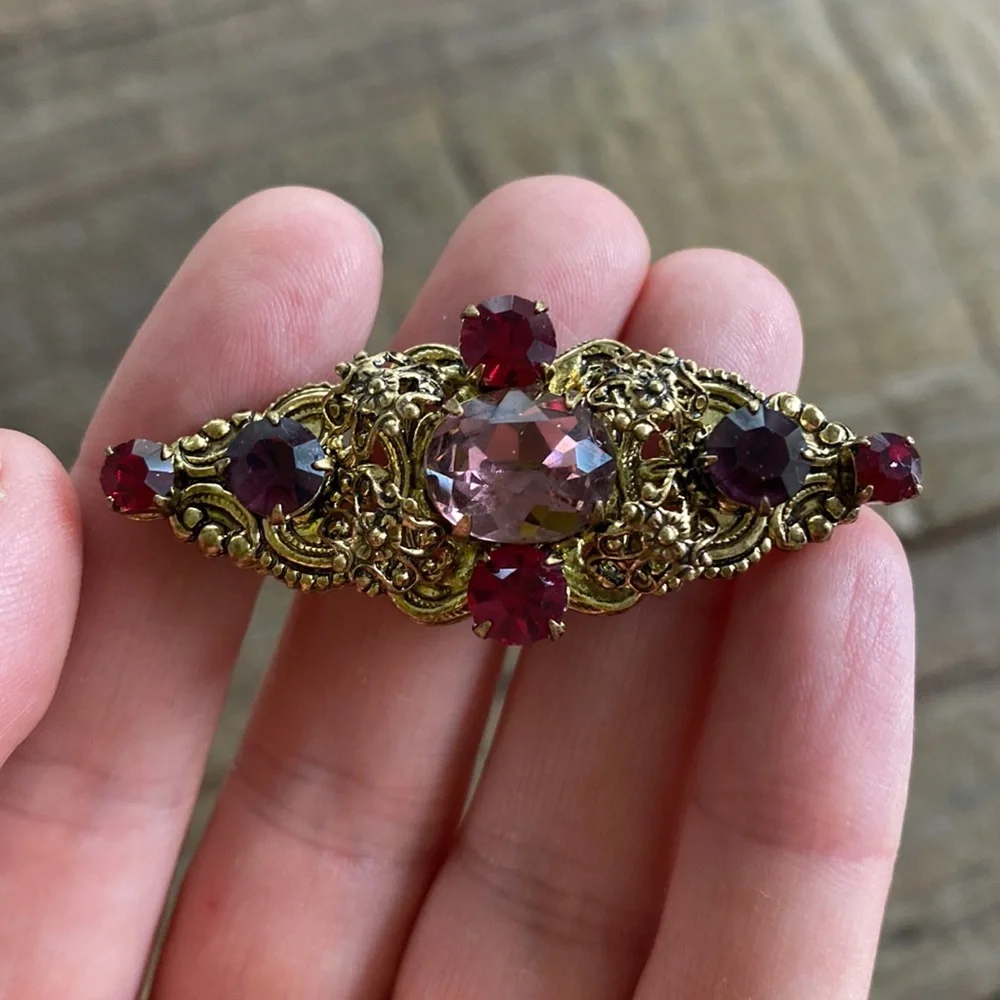 Vintage Edwardian Era CZECHOSLOVAKIA Filigree Red/ Purple Rhinestone brooch pin - Picture 2 of 5